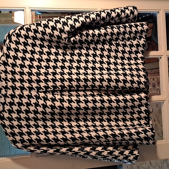 Jacket - Picture 3 of 3